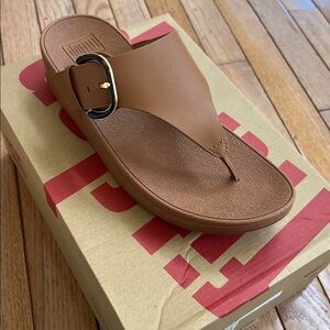 Fitflop Brown Leather Thong Sandals with Buckle